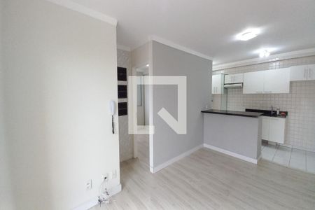 Sala de apartamento para alugar com 3 quartos, 52m² em Vila Marieta, Campinas