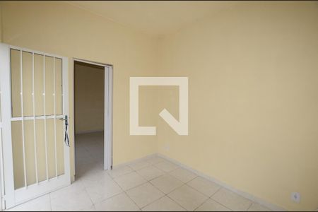 Sala de casa para alugar com 1 quarto, 50m² em Vista Alegre, Rio de Janeiro