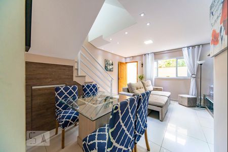 Sala de casa de condomínio para alugar com 3 quartos, 110m² em Vila Curuçá, Santo André