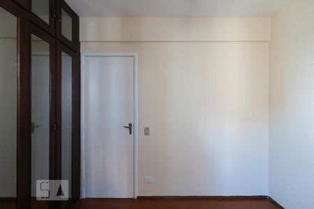 Quarto 1 de apartamento para alugar com 2 quartos, 68m² em Vila Butantã, São Paulo