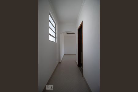 Corredor de apartamento para alugar com 2 quartos, 60m² em Vila Buarque, São Paulo