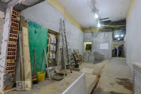 Studio à venda com 40m², 1 quarto e sem vagaPredio em reforma