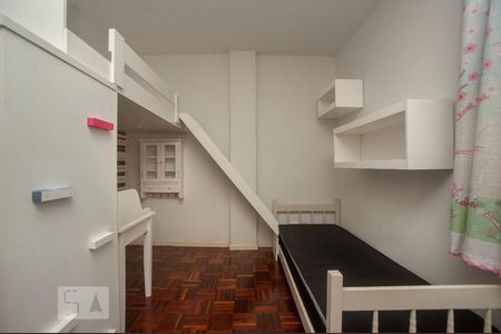 Quarto 2 de apartamento para alugar com 2 quartos, 70m² em Bigorrilho, Curitiba