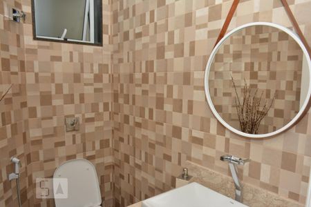 Casa à venda com 460m², 4 quartos e 3 vagasBanheiro 4