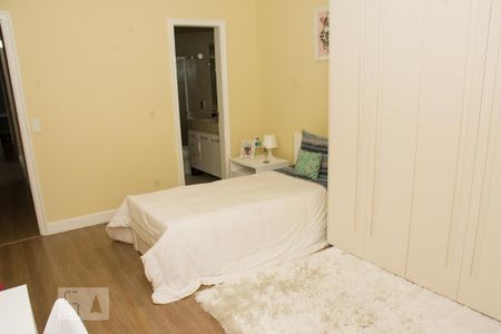 Casa à venda com 460m², 4 quartos e 3 vagasQuarto 3