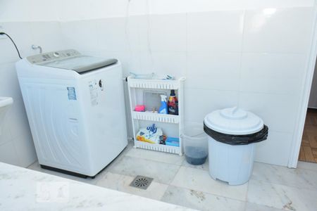 Casa à venda com 460m², 4 quartos e 3 vagasDetalhe da area de serviço