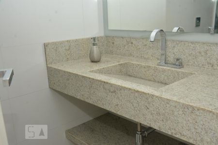 Casa à venda com 460m², 4 quartos e 3 vagasBanheiro 3