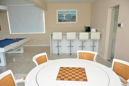 Casa à venda com 460m², 4 quartos e 3 vagasSala 2 andar de cima