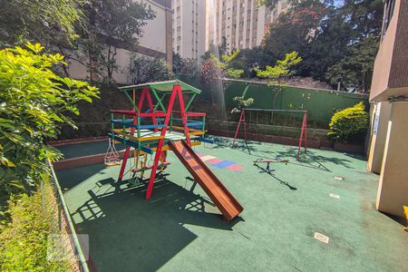 Apartamento para alugar com 52m², 2 quartos e 1 vagaÁrea comum - Playground