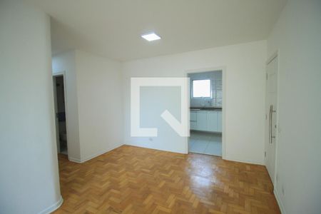 Sala de apartamento para alugar com 2 quartos, 74m² em Vila Regente Feijó, São Paulo