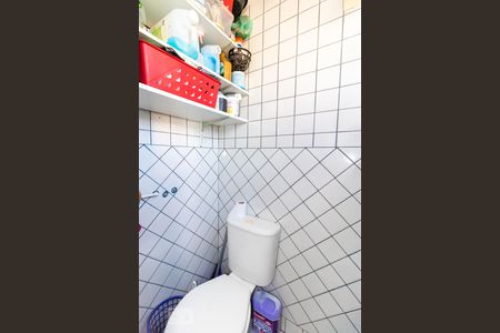 Apartamento à venda com 57m², 2 quartos e 1 vagaBanheiro de Serviço