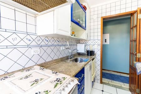 Apartamento à venda com 57m², 2 quartos e 1 vagaCozinha e Área de Serviço