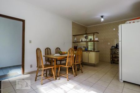 Casa à venda com 170m², 3 quartos e 3 vagasCozinha