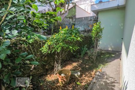 Casa à venda com 170m², 3 quartos e 3 vagasQuintal