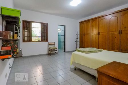 Casa à venda com 170m², 3 quartos e 3 vagasQuarto 3 - suite