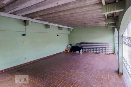 Casa à venda com 170m², 3 quartos e 3 vagasGaragem