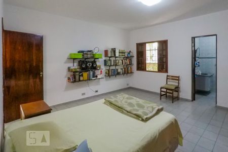 Casa à venda com 170m², 3 quartos e 3 vagasQuarto 3 - suite
