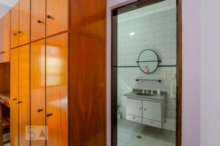 Casa à venda com 170m², 3 quartos e 3 vagasQuarto 2 - suite