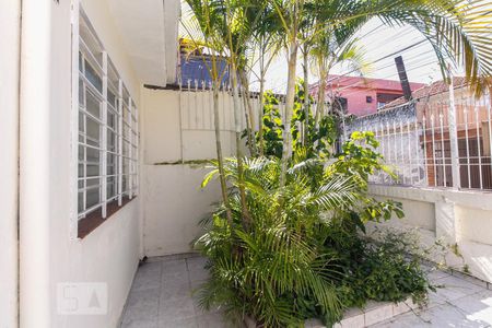 Casa à venda com 60m², 1 quarto e 1 vaga Casa à venda com 60m², 1 quarto e 1 vagaEntrada