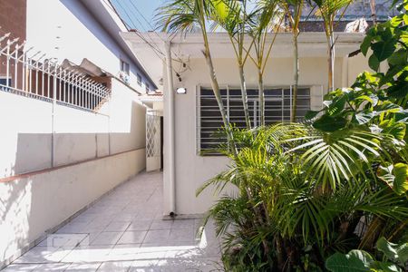 Casa à venda com 60m², 1 quarto e 1 vaga Casa à venda com 60m², 1 quarto e 1 vagaEntrada