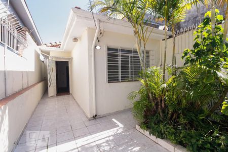 Casa à venda com 60m², 1 quarto e 1 vaga Casa à venda com 60m², 1 quarto e 1 vagaEntrada