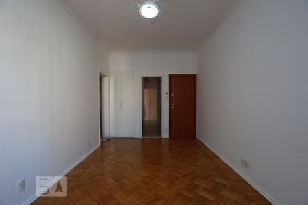 Sala de apartamento para alugar com 2 quartos, 70m² em Tijuca, Rio de Janeiro