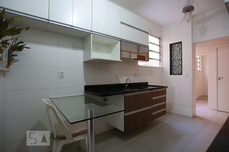 Apartamento para alugar com 70m², 2 quartos e 1 vagaCozinha