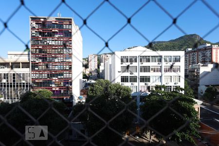Sala Vista de apartamento para alugar com 2 quartos, 70m² em Tijuca, Rio de Janeiro
