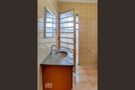 Casa à venda com 150m², 3 quartos e 1 vagaBanheiro 1