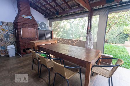 Casa à venda com 298m², 3 quartos e 3 vagasÁrea comum - Churrasqueira