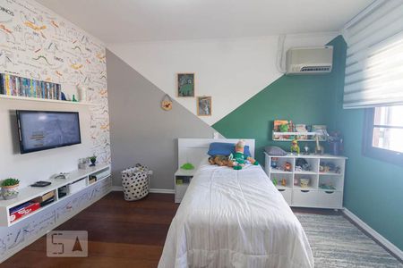 Casa à venda com 298m², 3 quartos e 3 vagasQuarto 2