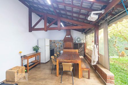 Casa à venda com 298m², 3 quartos e 3 vagasÁrea comum - Churrasqueira