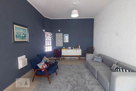 Casa à venda com 298m², 3 quartos e 3 vagasSala 2