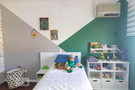 Casa à venda com 298m², 3 quartos e 3 vagasQuarto 2