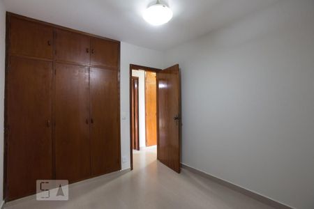 Apartamento para alugar com 78m², 3 quartos e 1 vagaQuarto 2