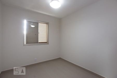 Apartamento para alugar com 78m², 3 quartos e 1 vagaQuarto 2