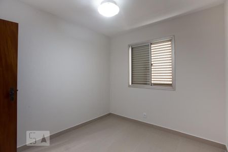 Apartamento para alugar com 78m², 3 quartos e 1 vagaQuarto 2
