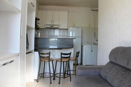 Sala de kitnet/studio para alugar com 1 quarto, 39m² em Quadras Econômicas Lúcio Costa (guará), Brasília