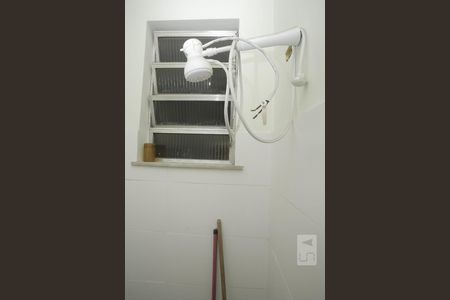 Apartamento à venda com 100m², 3 quartos e 1 vagaBanheiro de Serviço