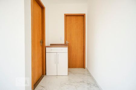 Hall quarto e banheiro de apartamento para alugar com 1 quarto, 30m² em Penha de França, São Paulo