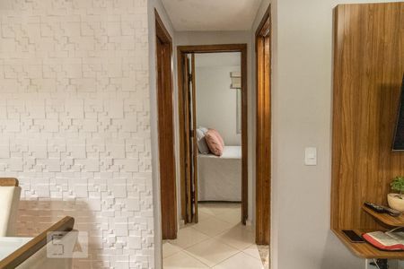 Corredor de apartamento para alugar com 2 quartos, 54m² em Parque Cruzeiro do Sul, São Paulo