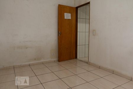 Quarto 1 de kitnet/studio para alugar com 1 quarto, 70m² em Parque Alexandre, Cotia