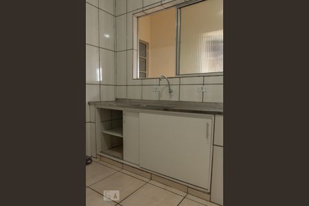 Sala/Cozinha de kitnet/studio para alugar com 1 quarto, 70m² em Parque Alexandre, Cotia