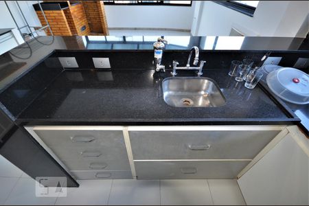 Apartamento à venda com 100m², 1 quarto e 1 vagaCozinha - Pia