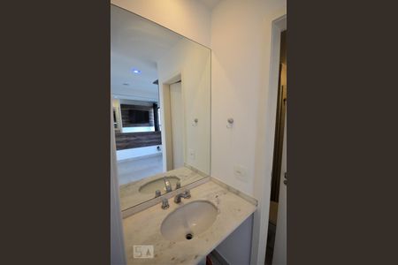 Apartamento à venda com 100m², 1 quarto e 1 vagaBanheiro da Suíte