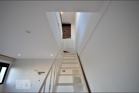 Apartamento à venda com 100m², 1 quarto e 1 vagaEscada