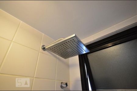 Apartamento à venda com 100m², 1 quarto e 1 vagaChuveiro