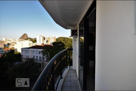 Apartamento à venda com 100m², 1 quarto e 1 vagaVaranda do Quarto