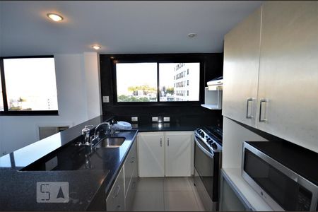 Apartamento à venda com 100m², 1 quarto e 1 vagaCozinha