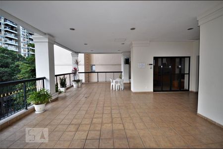 Apartamento à venda com 100m², 1 quarto e 1 vagaÁrea Comum - Playground